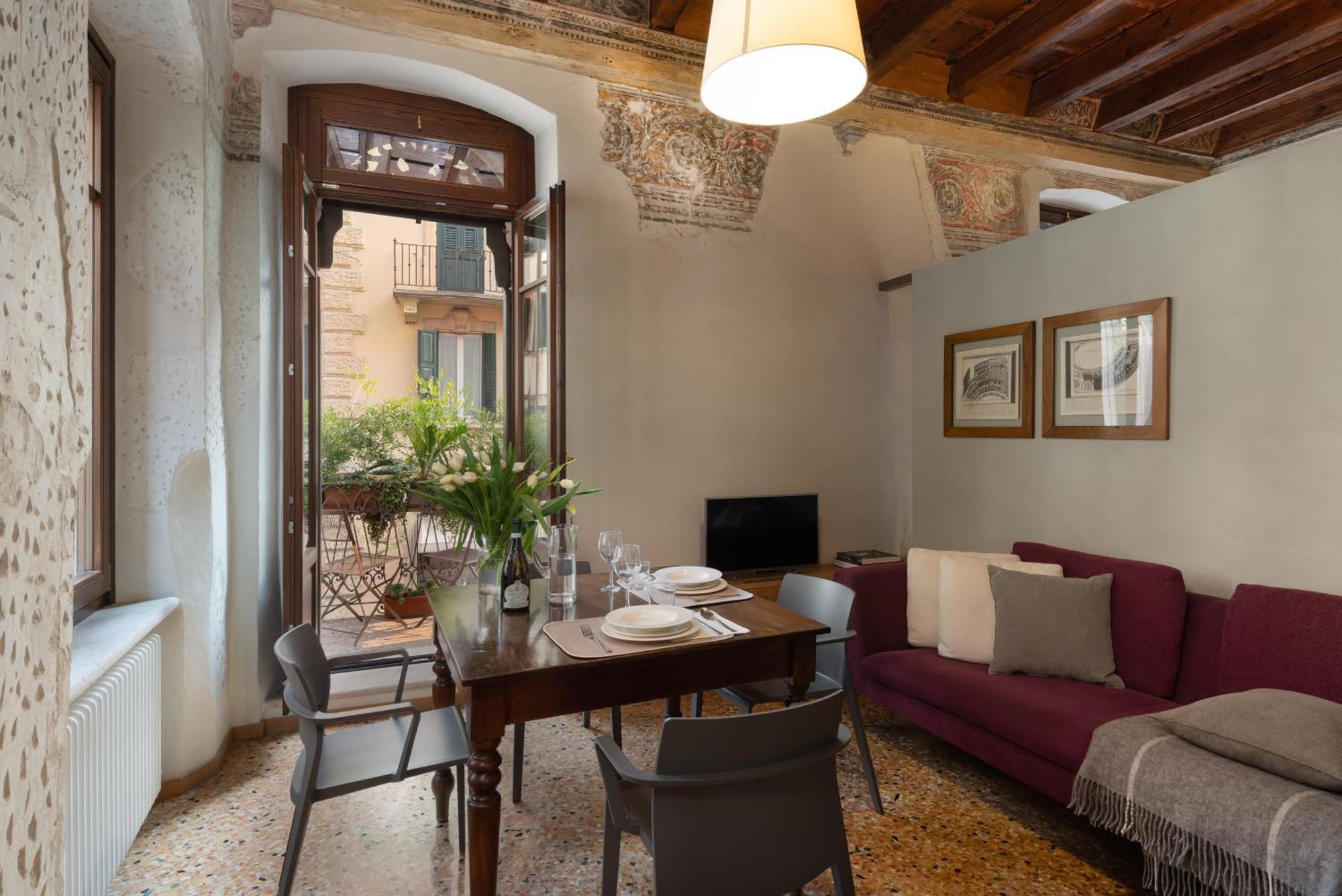 Residenza Roccamaggiore Verona Eksteriør bilde