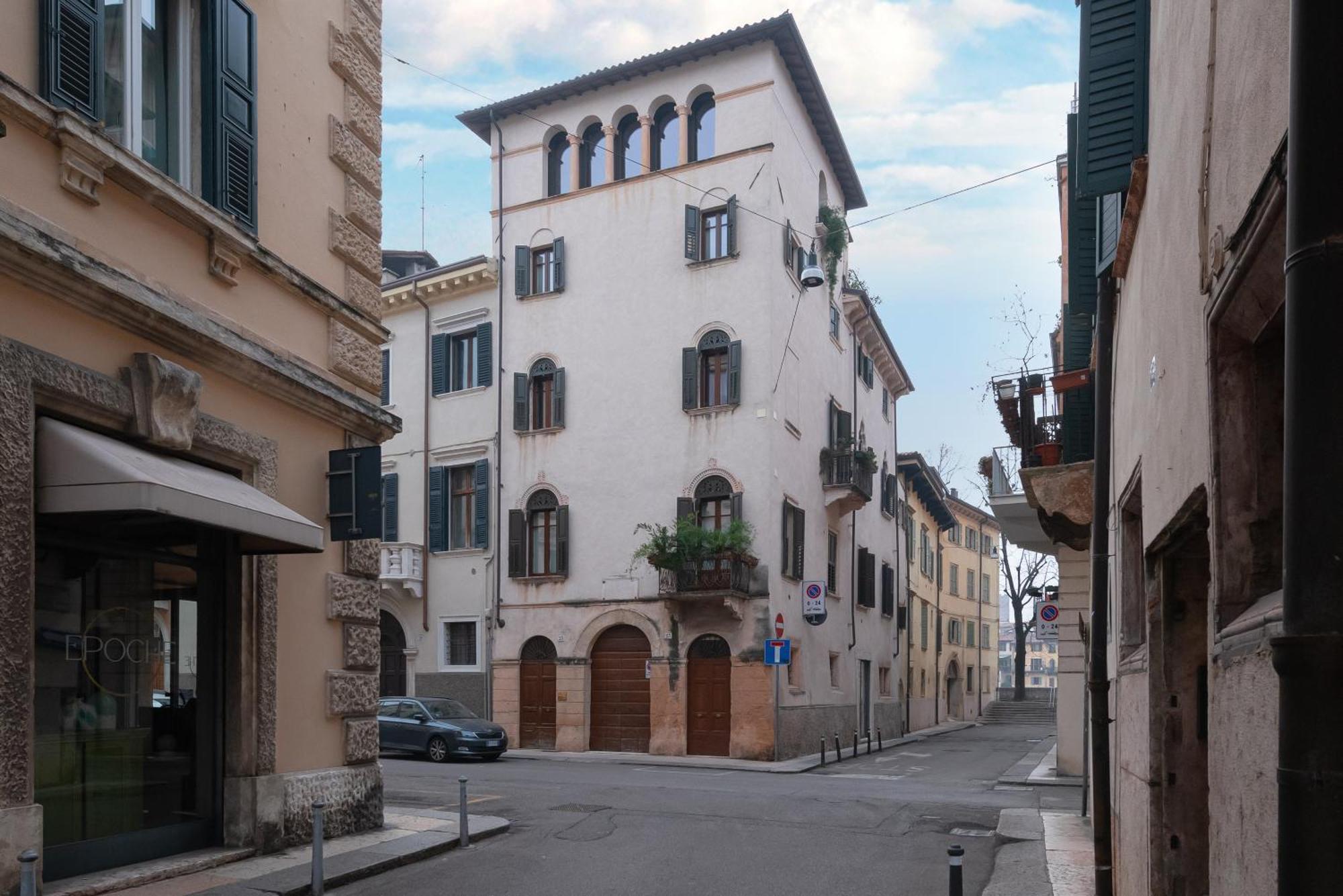 Residenza Roccamaggiore Verona Eksteriør bilde