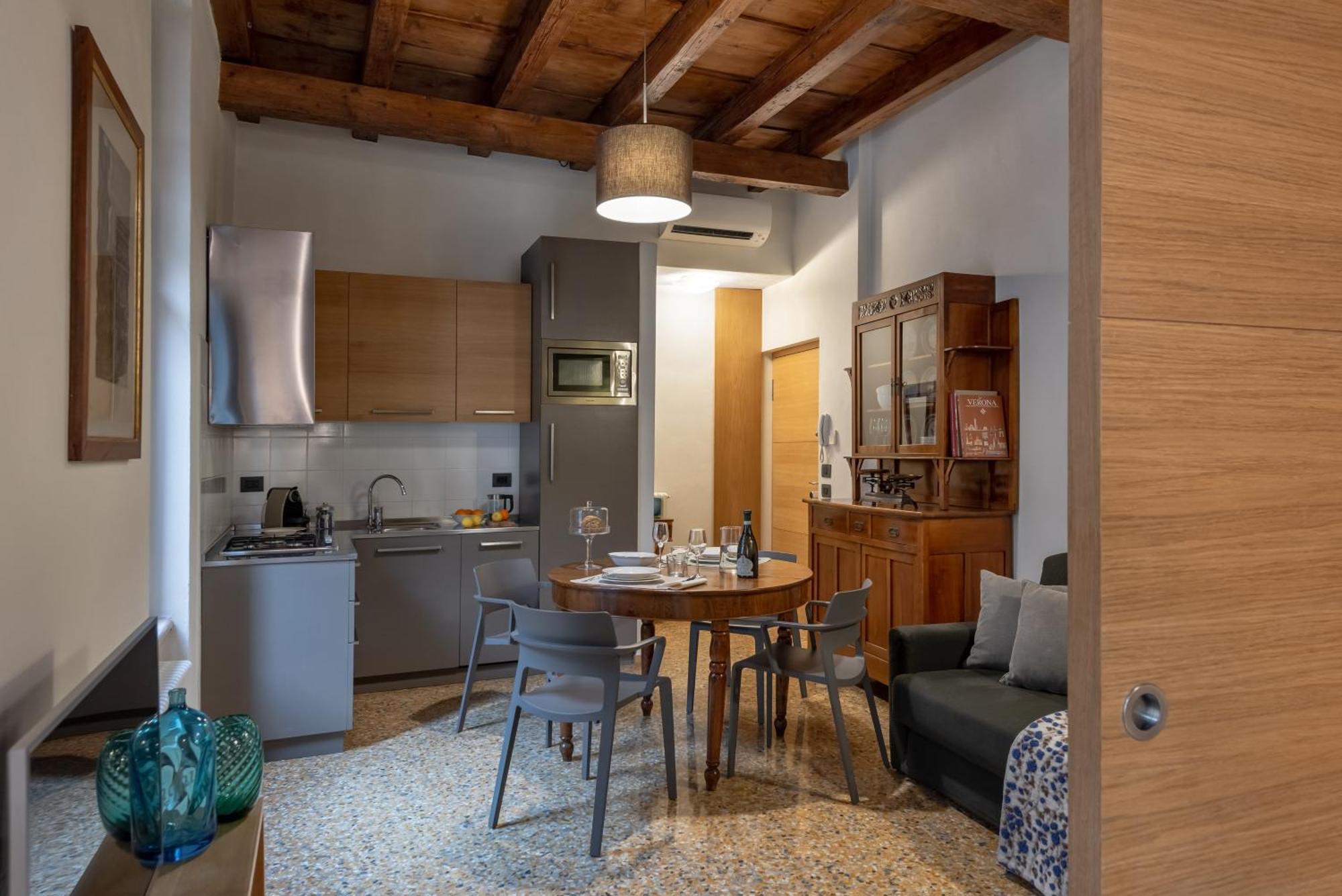 Residenza Roccamaggiore Verona Eksteriør bilde